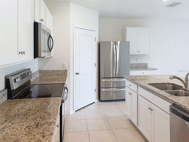 533 TALISI LOOP, St Cloud, FL 34771