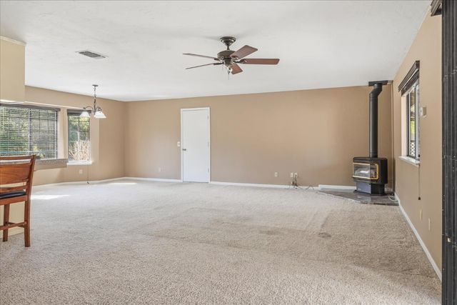 46300 Vista Del Rio, Oakhurst, CA 93644