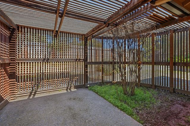 46300 Vista Del Rio, Oakhurst, CA 93644