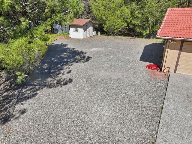 46300 Vista Del Rio, Oakhurst, CA 93644