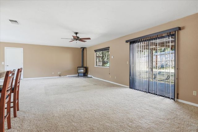 46300 Vista Del Rio, Oakhurst, CA 93644