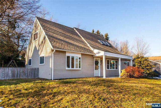 81 Bergen Drive, West Milford, NJ 07480