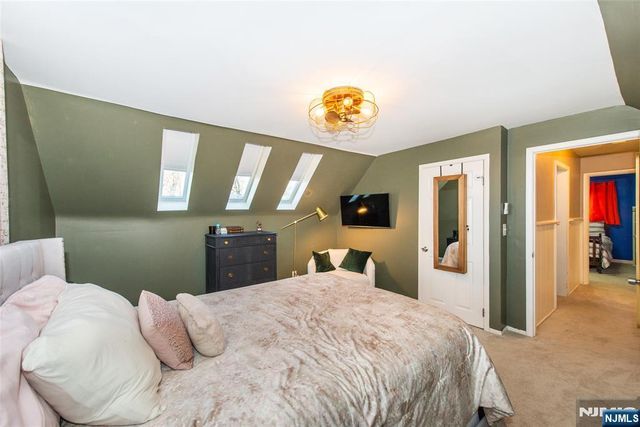 81 Bergen Drive, West Milford, NJ 07480