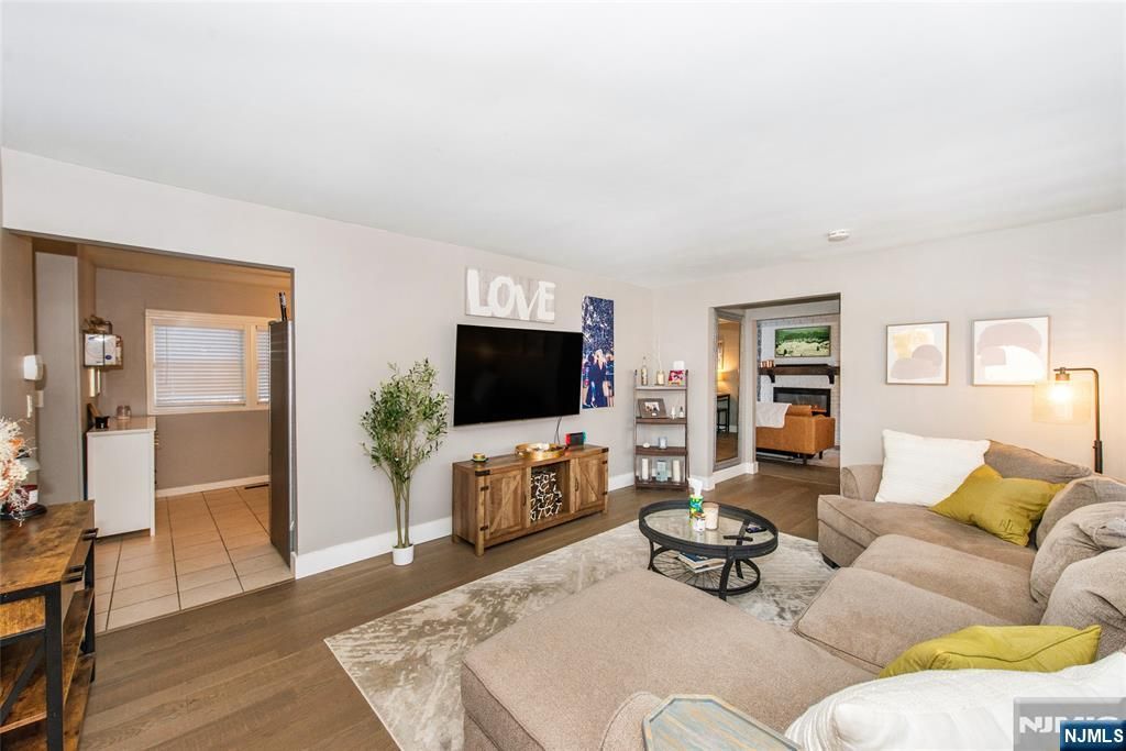 81 Bergen Drive, West Milford, NJ 07480