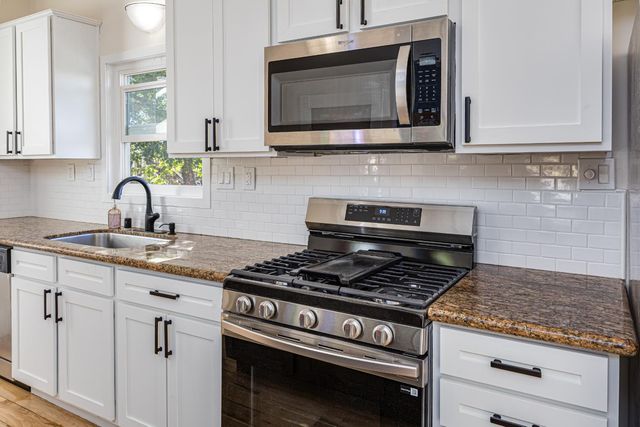 246 Huntley Ave, Auburn, CA 95603