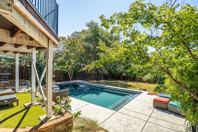 246 Huntley Ave, Auburn, CA 95603