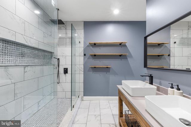 3113 W MONTGOMERY AVE, Philadelphia, PA 19121