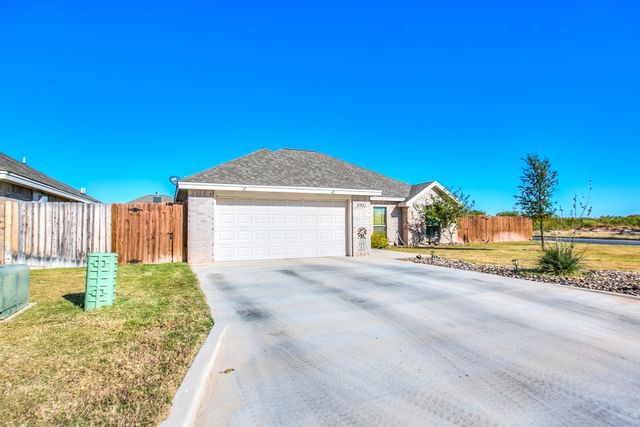 1902 Case Ave, San Angelo, TX 76904