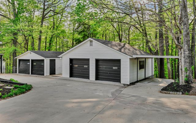 2690 Ashland City Rd, Clarksville, TN 37043