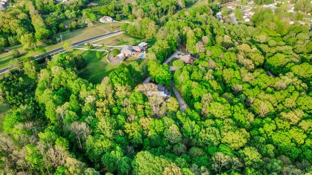 2690 Ashland City Rd, Clarksville, TN 37043