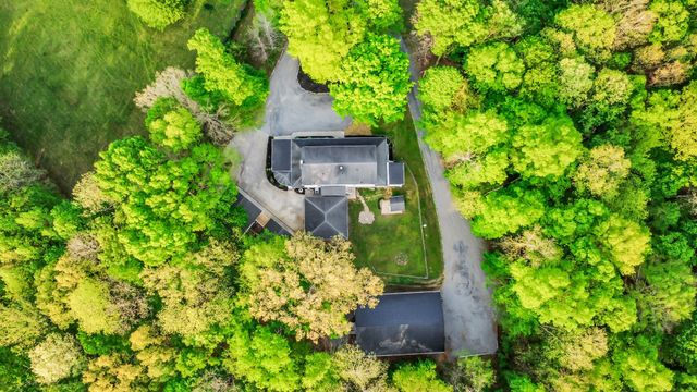2690 Ashland City Rd, Clarksville, TN 37043