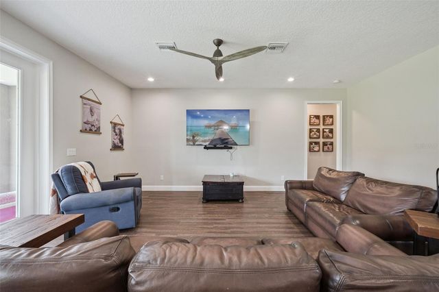 3454 IMPERIAL AVENUE, St Cloud, FL 34772