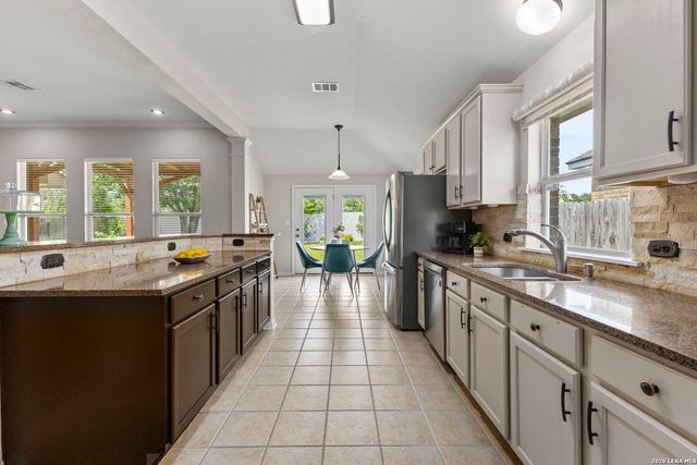 21009 PEDREGOSO LN, San Antonio, TX 78258