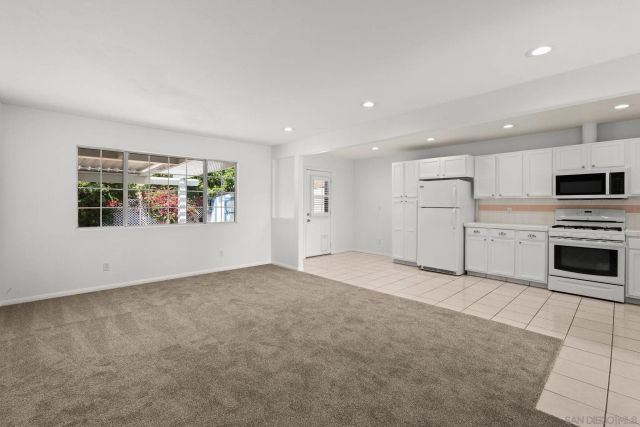 6230 W Manor Drive, La Mesa, CA 91942