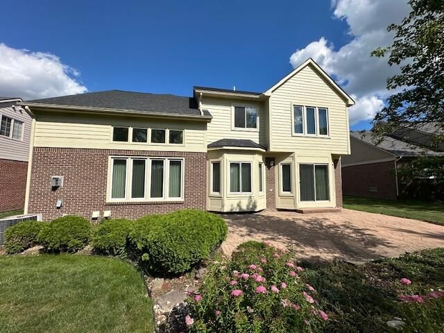 13283 Karl Drive, Plymouth, MI 48170