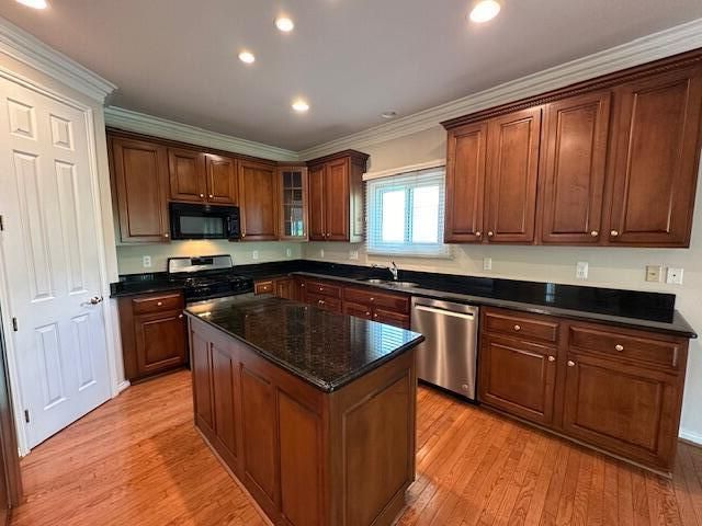13283 Karl Drive, Plymouth, MI 48170