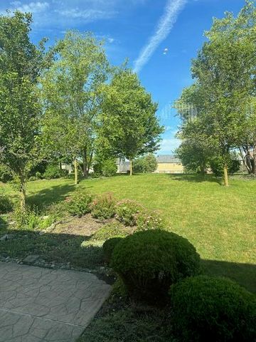13283 Karl Drive, Plymouth, MI 48170