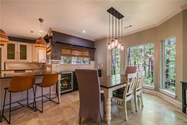 5723 E Estate View Road, Fayetteville, AR 72703