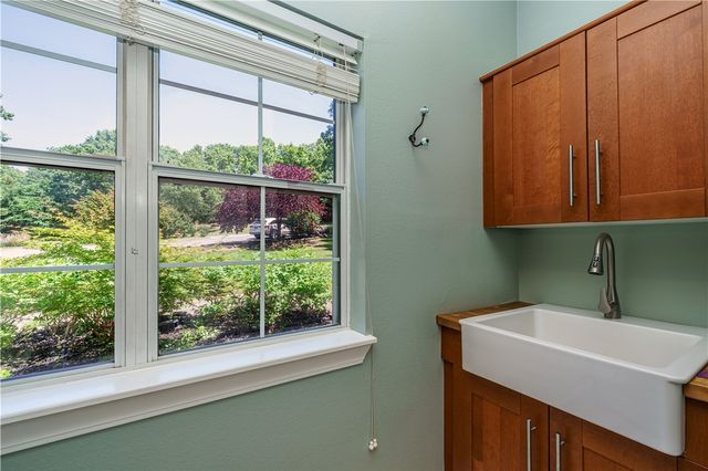 5723 E Estate View Road, Fayetteville, AR 72703