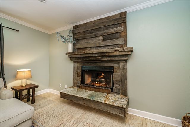 5723 E Estate View Road, Fayetteville, AR 72703