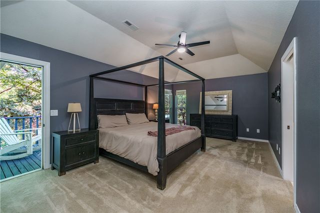 5723 E Estate View Road, Fayetteville, AR 72703