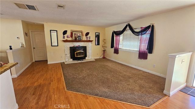 13367 Apple Blossom Lane, Apple Valley, CA 92308