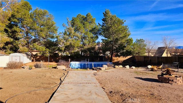 13367 Apple Blossom Lane, Apple Valley, CA 92308