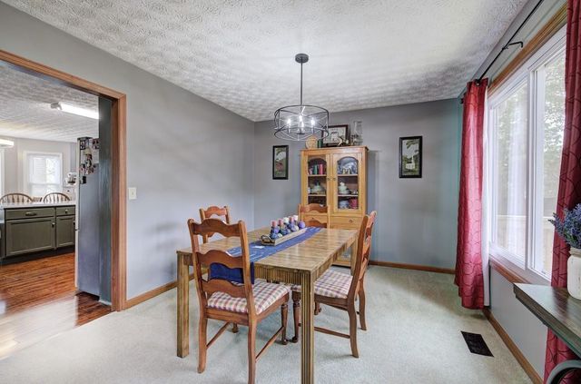 2356 Mountain Springs Place NW, Kennesaw, GA 30144