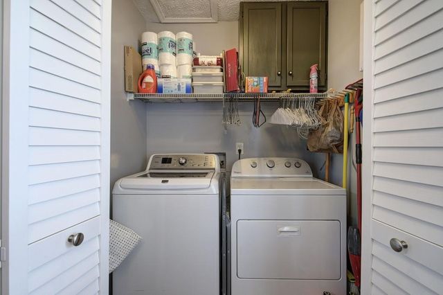 2356 Mountain Springs Place NW, Kennesaw, GA 30144