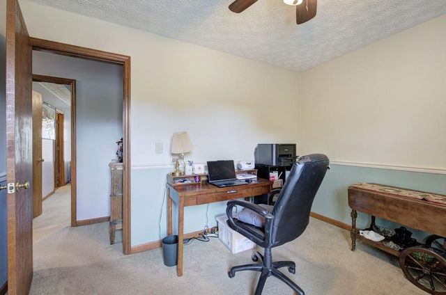 2356 Mountain Springs Place NW, Kennesaw, GA 30144