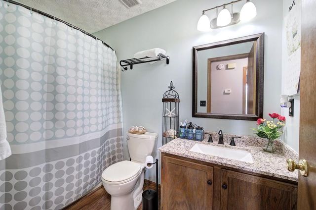 2356 Mountain Springs Place NW, Kennesaw, GA 30144