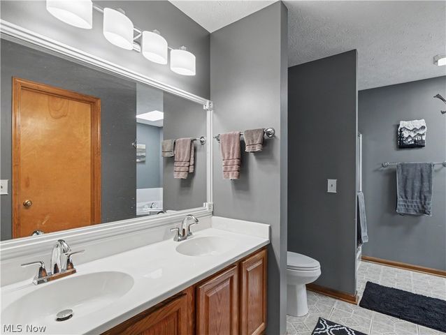 604 Inverness Road, Akron, OH 44313