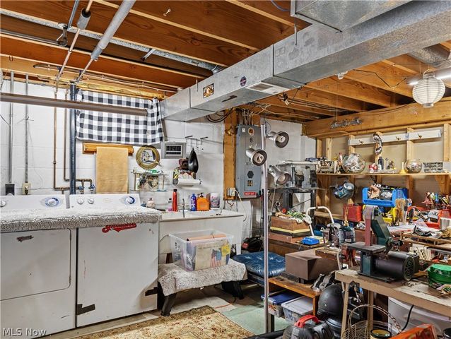 604 Inverness Road, Akron, OH 44313