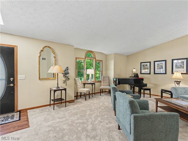 604 Inverness Road, Akron, OH 44313