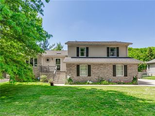 604 Inverness Road, Akron, OH 44313