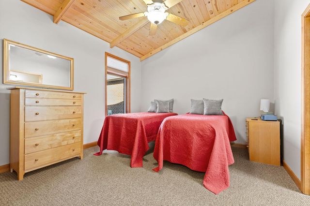 2603 Margaret Street N, North Saint Paul, MN 55109