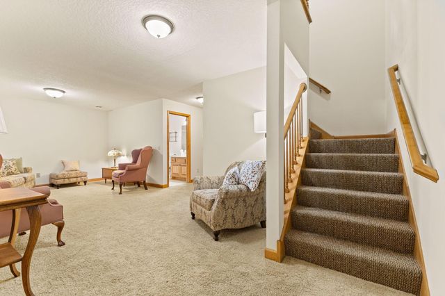 2603 Margaret Street N, North Saint Paul, MN 55109