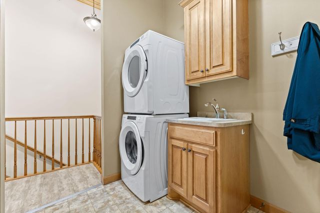 2603 Margaret Street N, North Saint Paul, MN 55109