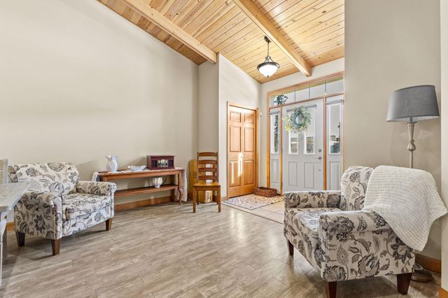 2603 Margaret Street N, North Saint Paul, MN 55109