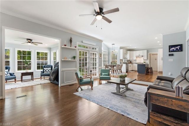 108 Duffield Court, Kernersville, NC 27284