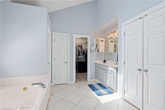 108 Duffield Court, Kernersville, NC 27284