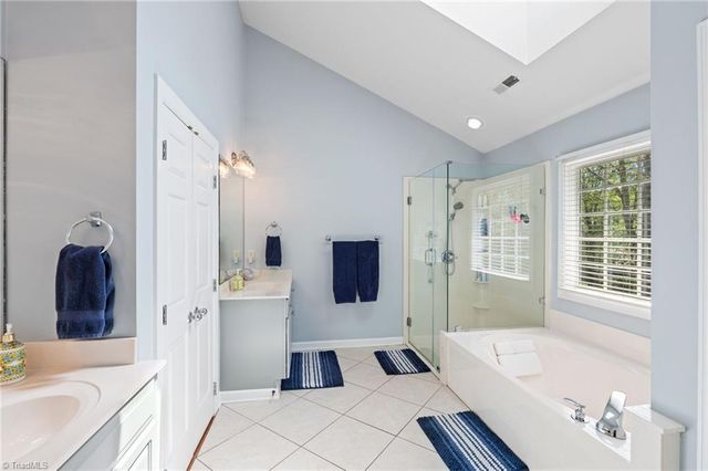 108 Duffield Court, Kernersville, NC 27284
