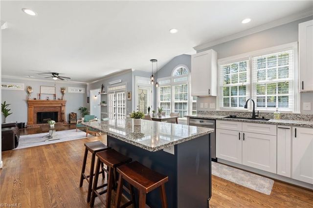 108 Duffield Court, Kernersville, NC 27284