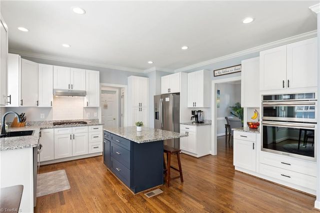 108 Duffield Court, Kernersville, NC 27284