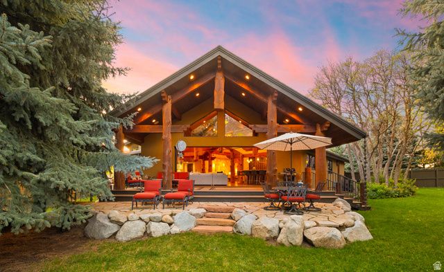 10280 S DIMPLE DELL RD, Sandy, UT 84092