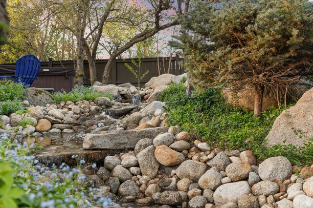 10280 S DIMPLE DELL RD, Sandy, UT 84092
