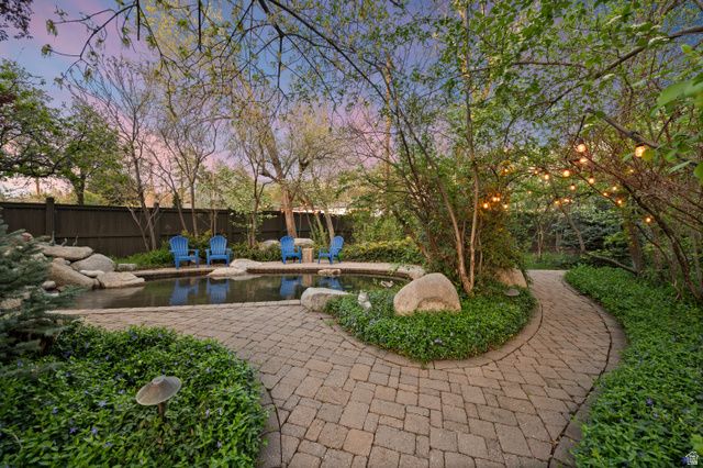 10280 S DIMPLE DELL RD, Sandy, UT 84092