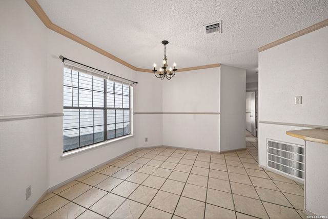 3916 Chimney Springs, San Antonio, TX 78247