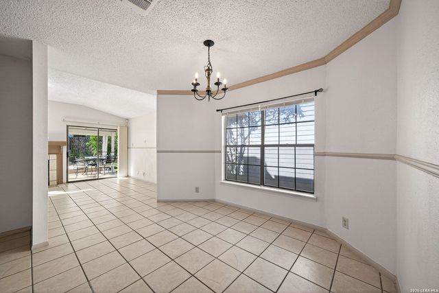 3916 Chimney Springs, San Antonio, TX 78247