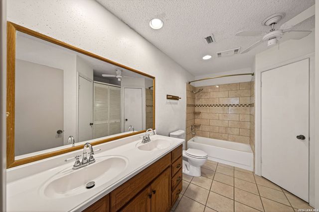 3916 Chimney Springs, San Antonio, TX 78247